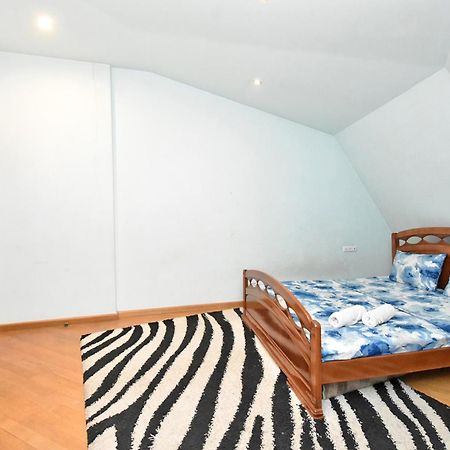 Hostel Amigo Guest Erywań Zewnętrze zdjęcie