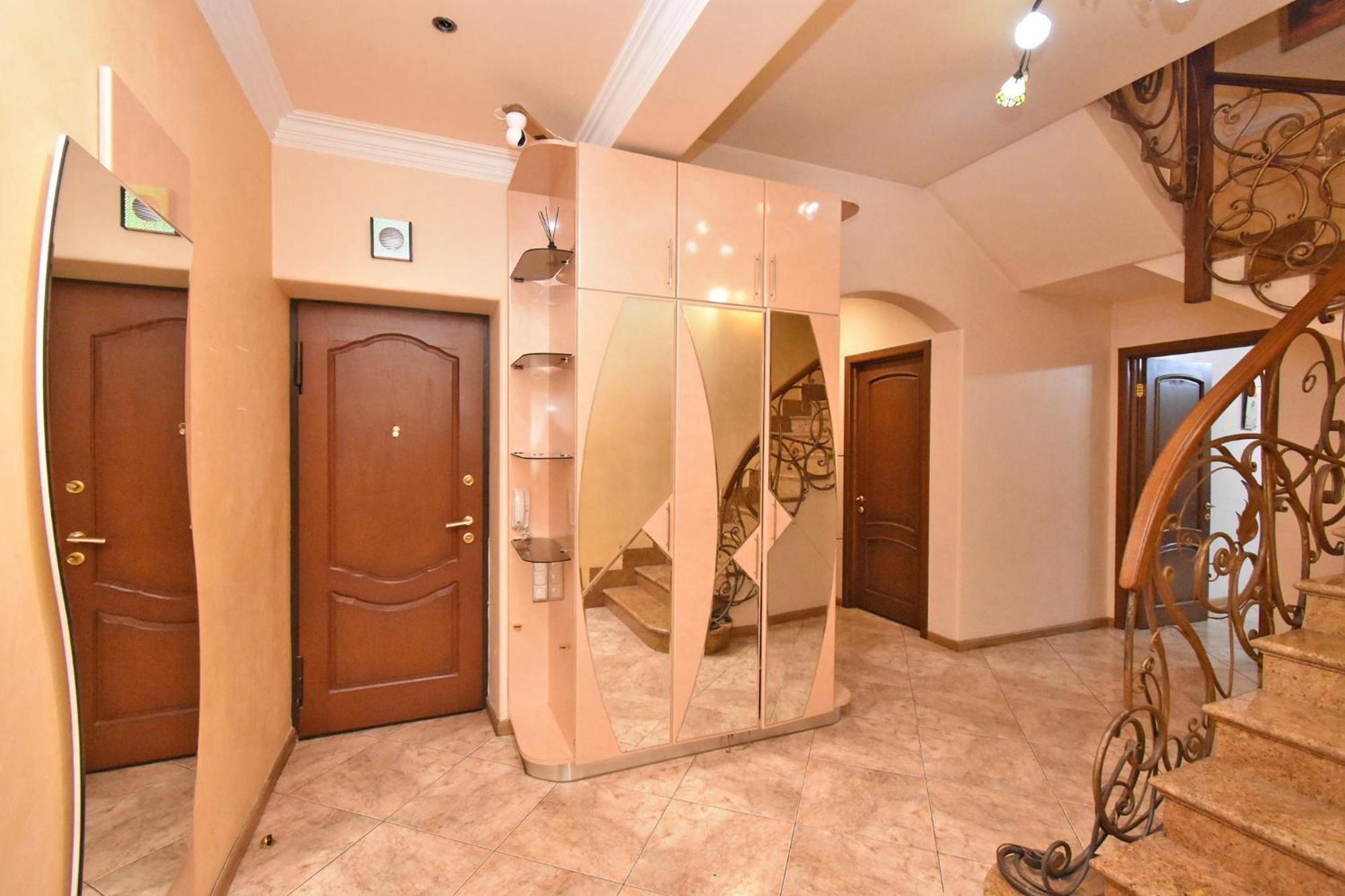 Hostel Amigo Guest Erywań Zewnętrze zdjęcie
